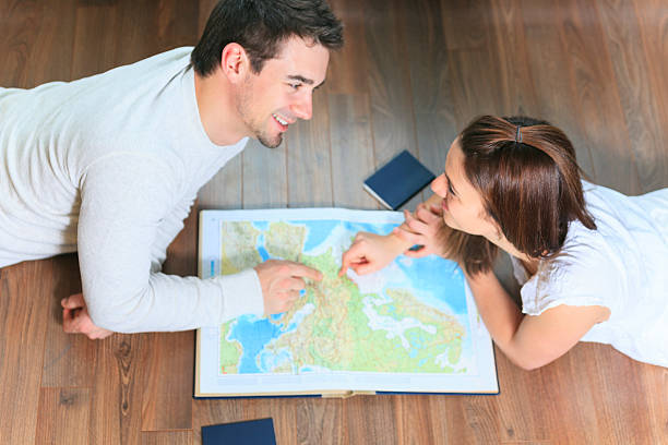 istock Traveling Planing - Couple 483419635