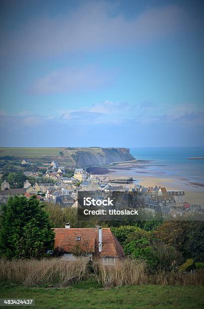 Arromancheslesbainsgold Beach - zdjęcia stockowe i więcej obrazów Arromanches-les-Bains - Arromanches-les-Bains, Alianci, Bez ludzi