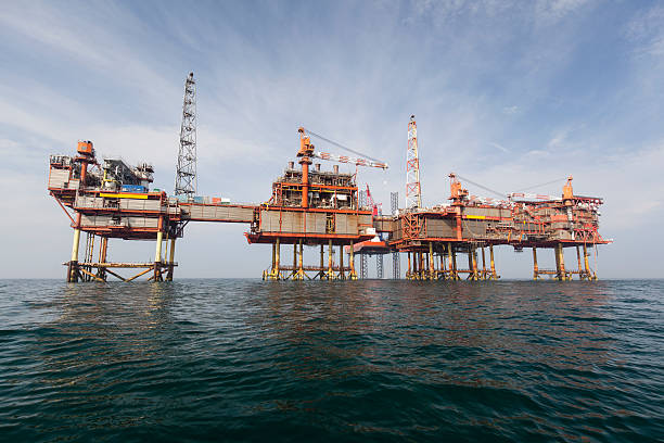 istock Oil platform on the north sea 483430210