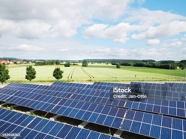 Solarzellen Stockfoto und mehr Bilder von Natur - Natur, Sonnenkollektor, Aussicht genießen