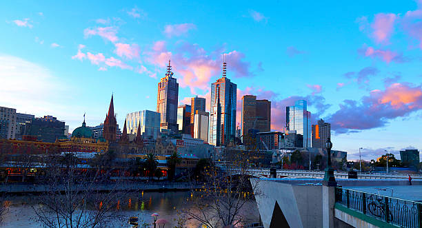 istock The skyline of Melbourne sunset 483453693