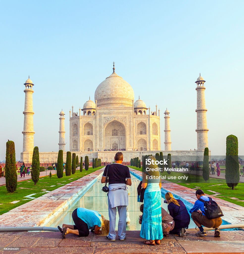 Người Dân Đến Thăm Taj Mahal Ở Agra Ấn Độ Hình ảnh Sẵn có - Tải ...