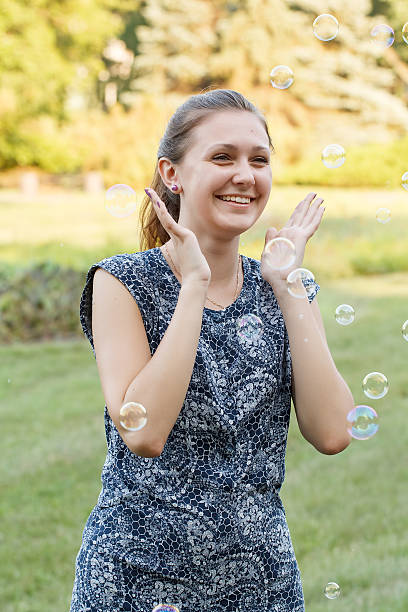 istock Beautiful girl 483456774