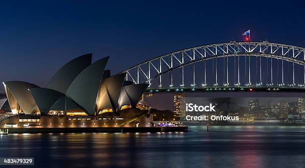 Cidade De Sydney Opera House E Ponte Do Porto Para O Anoitecer - Fotografias de stock e mais imagens de Anoitecer