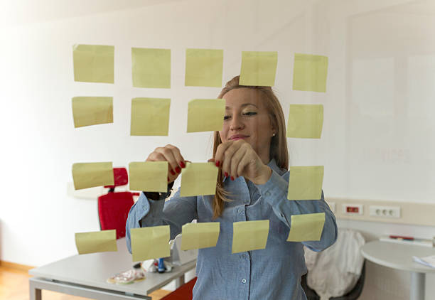 istock Business woman in office 483496042