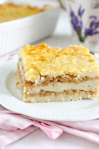 istock Sweet rice and apple casserole (polish food) 483497520