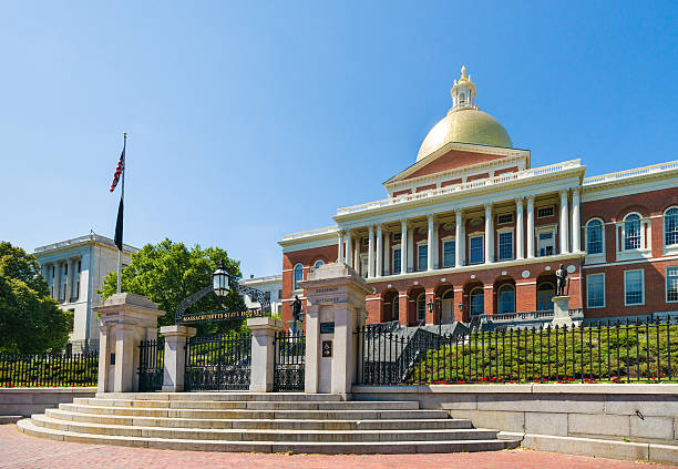 istock Front View of Massachusetts State Capitol in Boston 483498246