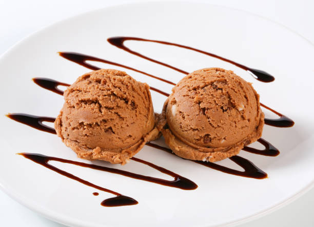 istock Scoops of chocolate ice cream 483511392