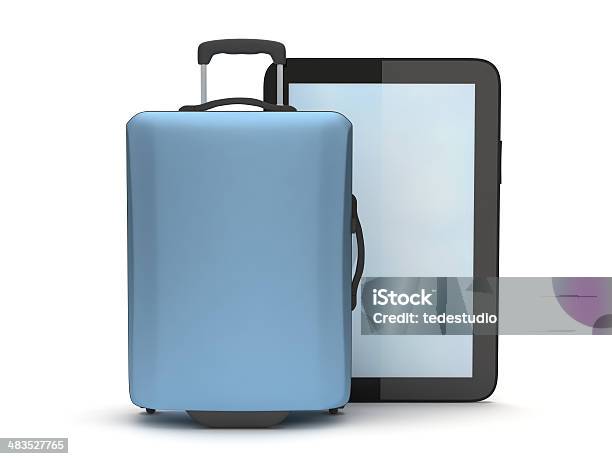 Tablet Pc Und Koffer Auf Weißem Hintergrund Stockfoto und mehr Bilder von Abstrakt - Abstrakt, Ausrüstung und Geräte, Beengt
