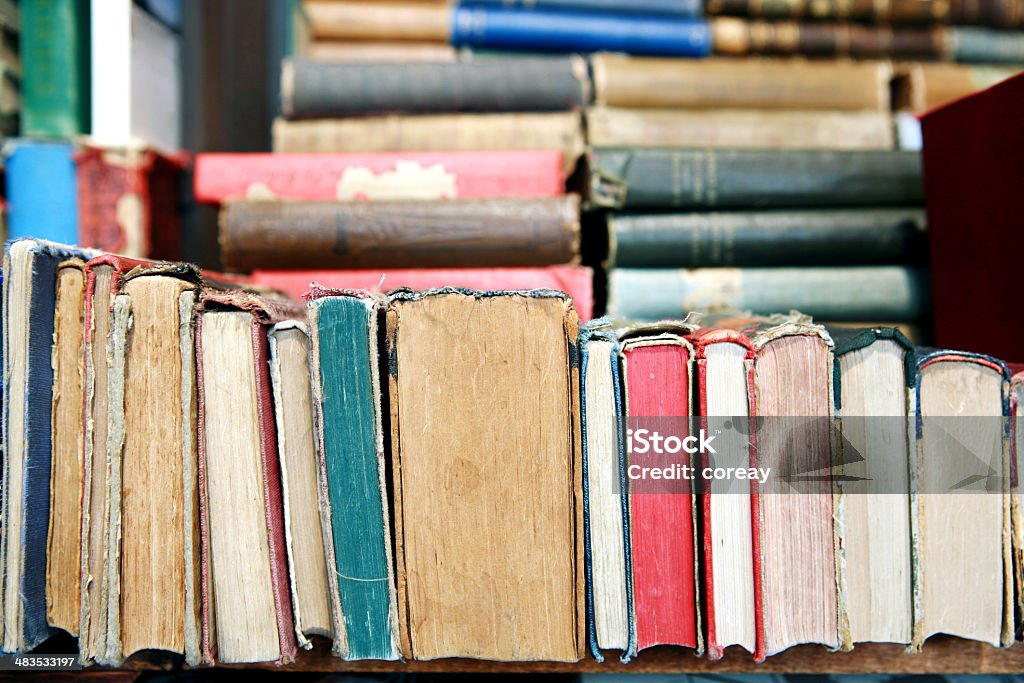 Linha de livros antigo - Royalty-free Livro antigo Foto de stock