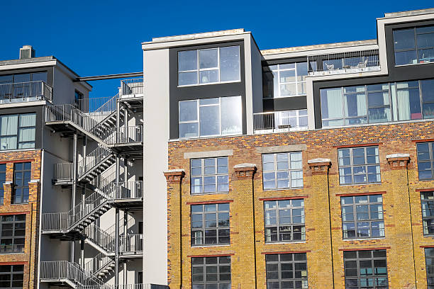 istock Industrial building with apartments 483540114