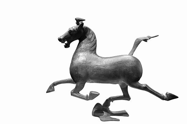 brązowy koń pojedyncze - sculpture horse bronze china zdjęcia i obrazy z banku zdjęć