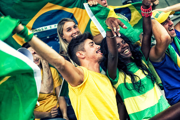istock Sports Fans cheering a game 483583217