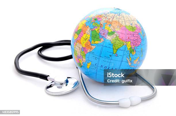 Sanità E Medicina - Fotografie stock e altre immagini di Globo terrestre - Globo terrestre, Pianeta, Stetoscopio