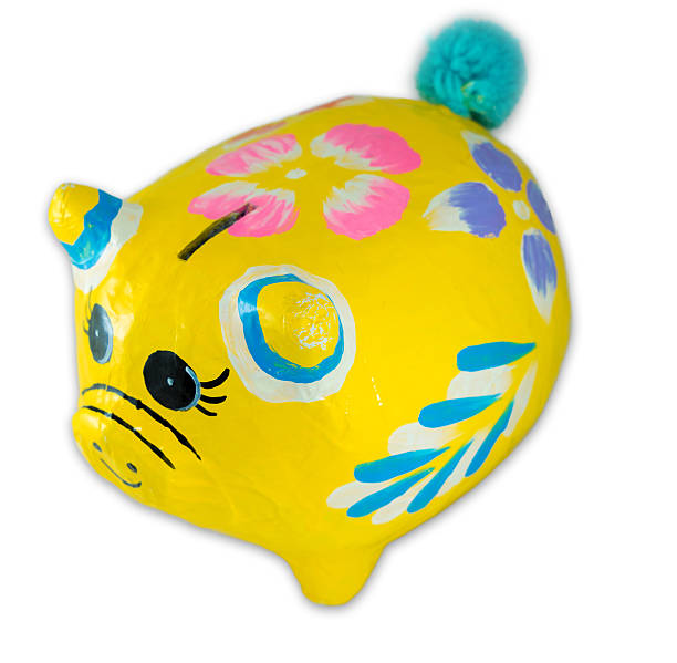 istock Paper Piggy Bank 483607390