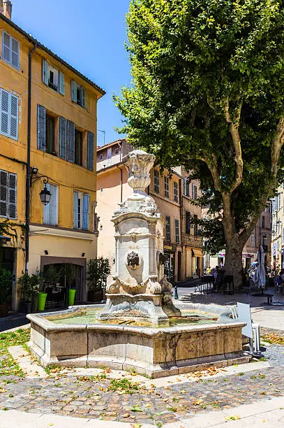 fountain of Tanneurs in Aix en Provence