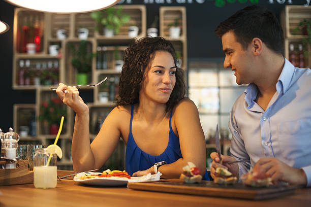 istock Couple having romantic meal in restaurant. 483614234