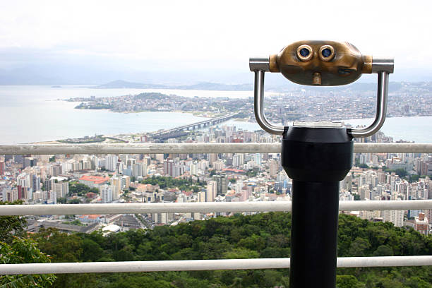 luftbild-zoom - binoculars surveillance bridge observatory stock-fotos und bilder