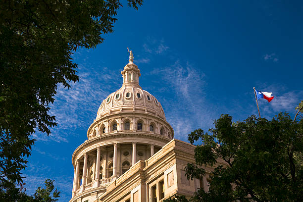 istock Texas State Capitol Building in Austin with flag 483620657