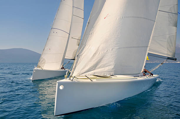регата расы - sailboat sailing sports race yacht стоковые фото и изображения