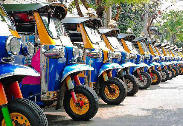 istock Tuk tuks taxi 483629585