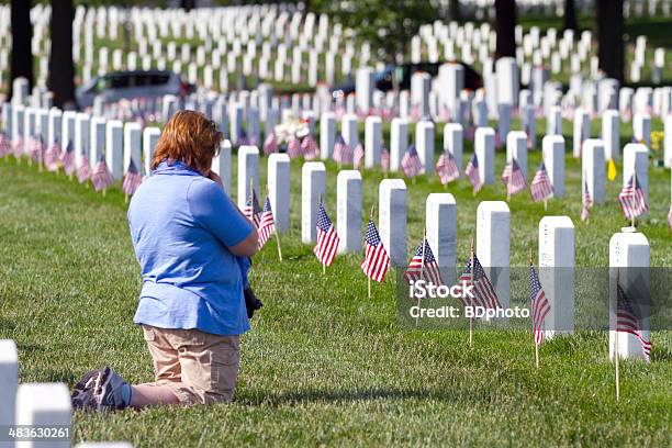 Memorial Day Dem Arlington National Cemetery Stockfoto und mehr Bilder von Memorial Day - Memorial Day, Beten, Arlington - Virginia