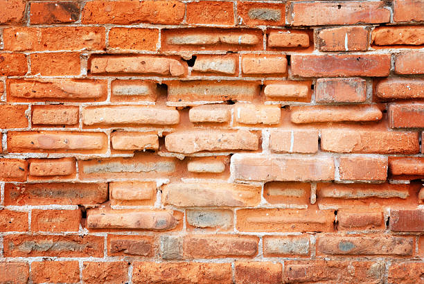 istock Grunge wall with wooden plank floor 483644388