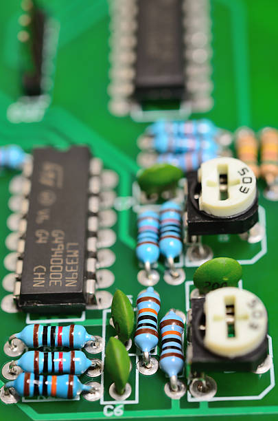 istock Detail of an electronic printed circuit board 483644940
