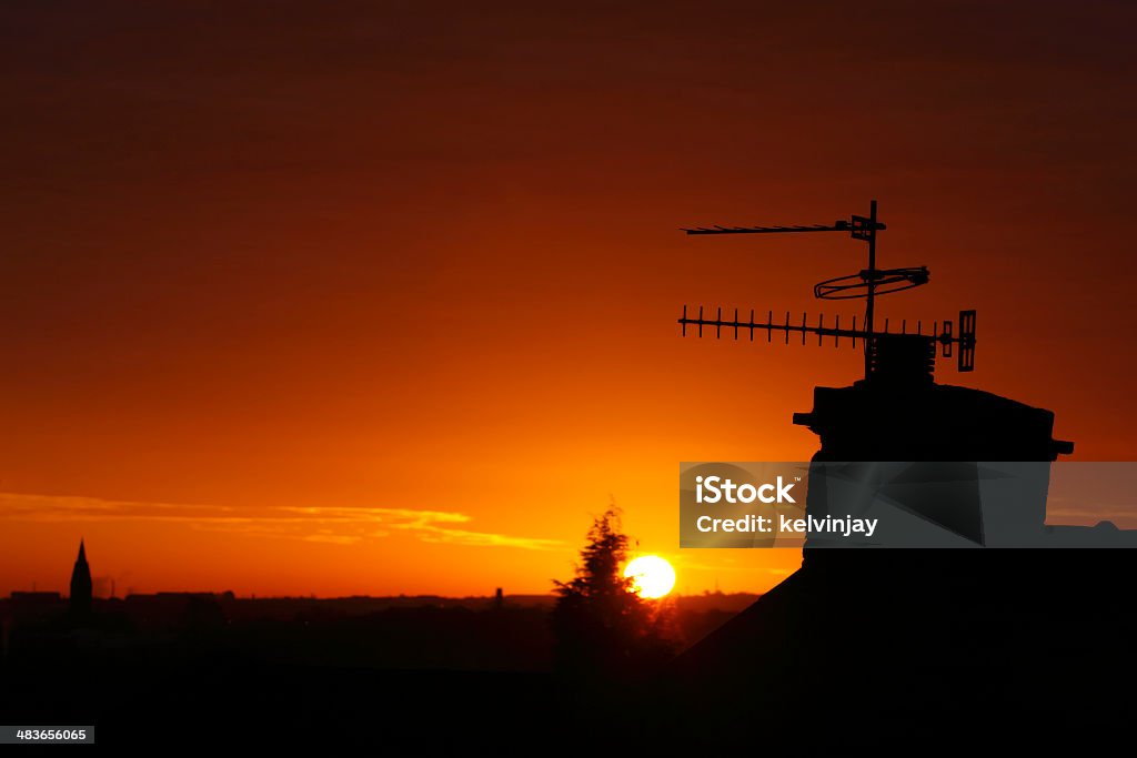 TV antenne all'alba - Foto stock royalty-free di Alba - Crepuscolo