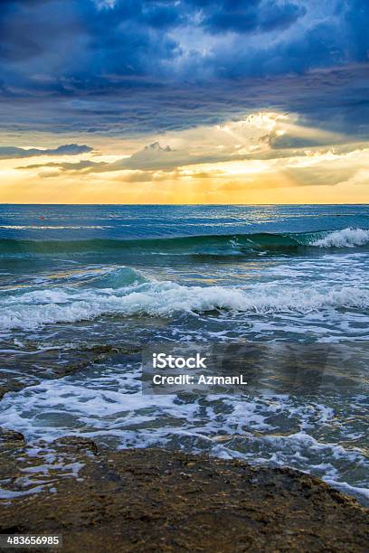 Sommerstorm Stockfoto und mehr Bilder von Atlantik - Atlantik, Bedeckter Himmel, Biegung