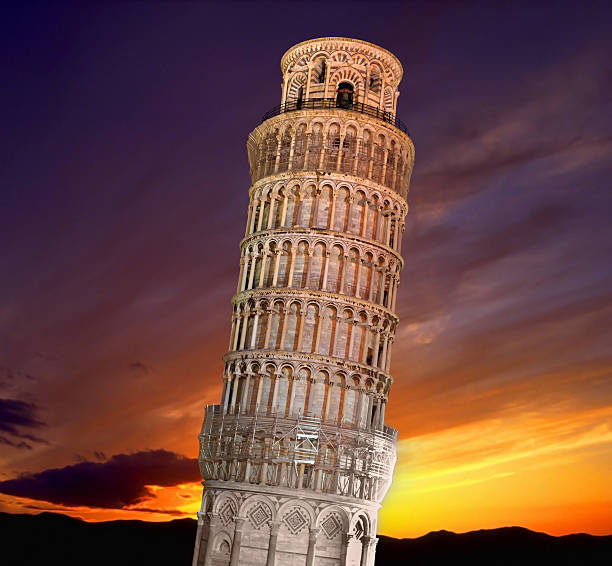 istock Leaning Tower of Pisa at night 483659575