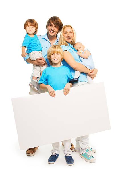 istock Family and advertising 483661717