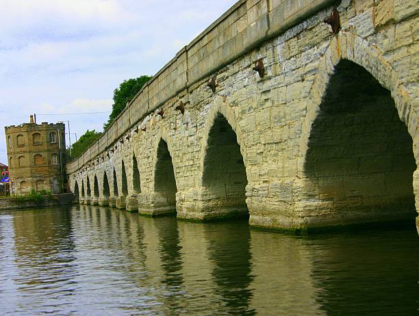 istock Bridge in Stratford upon Avon 483675023