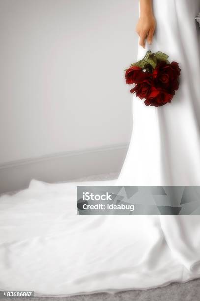 Fundo De Casamento Elegante - Fotografias de stock e mais imagens de Plano de Fundo - Plano de Fundo, Vertical, Vestido de Noiva