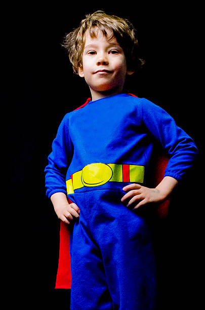 super-h�éros enfant - superhero child creativity little boys photos et images de collection