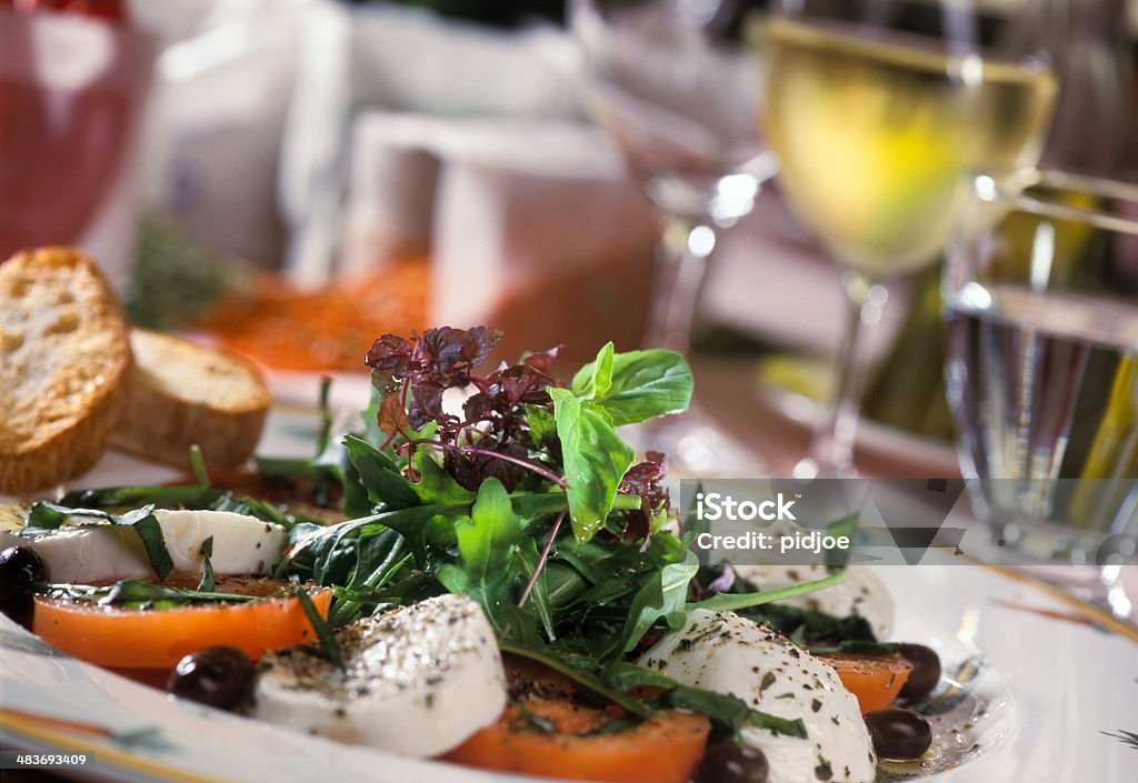 Salada de Tomate e Queijo de Cabra - Royalty-free Prato - Refeição Foto de stock