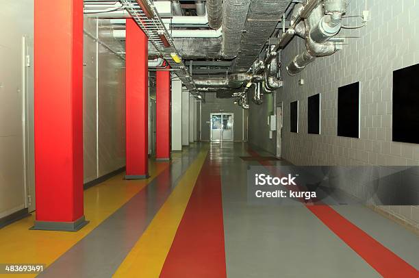 Technology Corridor W Zakładzie - zdjęcia stockowe i więcej obrazów Fabryka - Fabryka, Korytarz, Hall