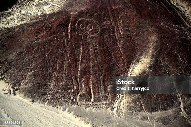 Nazca Lines Astronaut Stock Photo - Download Image Now - Nazca Lines, Nazca, Single Line