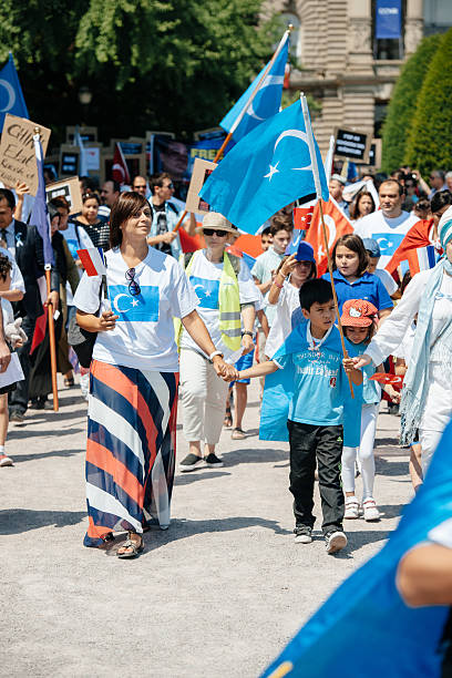 uyghur human rights activists protest - urumqi stockfoto's en -beelden