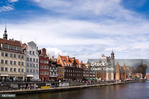 Gdansk S Street - Fotografias de stock e mais imagens de Longo - Longo, Rio Vístula, Arquitetura