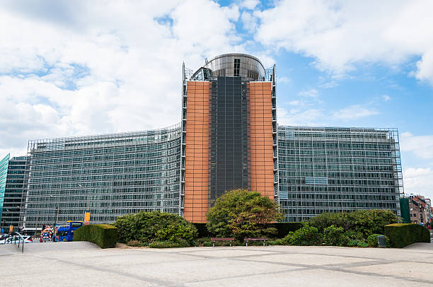 europejskiej budynek prowizji w brukseli, w belgii - berlaymont building zdjęcia i obrazy z banku zdjęć