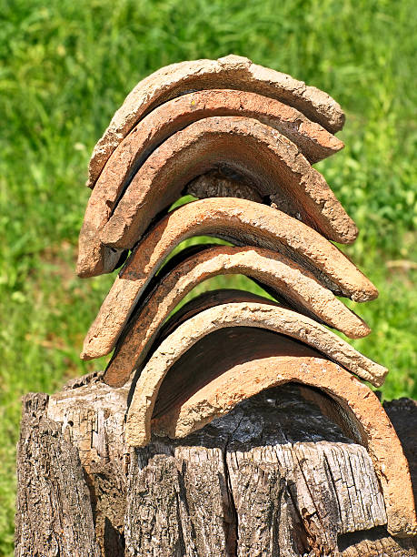 istock Pile of old ceramic tiles on a stub. 483720863