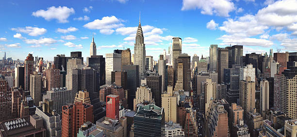 vista aérea del horizonte de la ciudad de nueva york - edificio chrysler fotografías e imágenes de stock