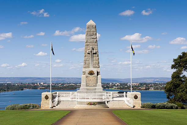 King's Park war memorial in Perth Western Australia Memorial for the soldiers of Western Australia who served during the Great War (WW1). The memorial is in Kings Park overlooking the Swan River and the city of Perth, Australia. kings park stock pictures, royalty-free photos & images