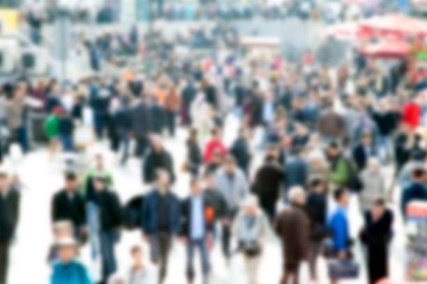 istock Crowd of People 483725880