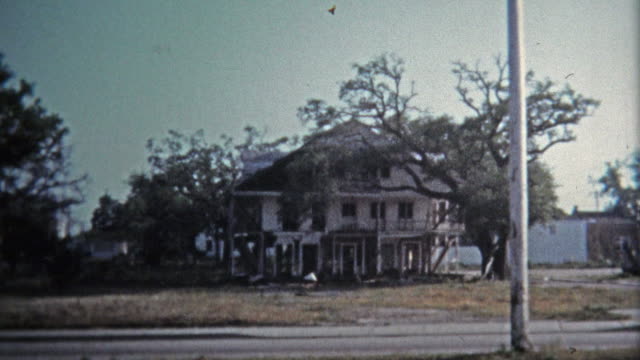 1971: Neglected historic mansions littered near downtown plagued the city.