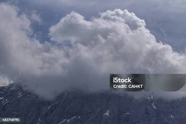 Photo libre de droit de Alpine Montagne banque d'images et plus d'images libres de droit de Alpes européennes - Alpes européennes, Arbre, Autriche