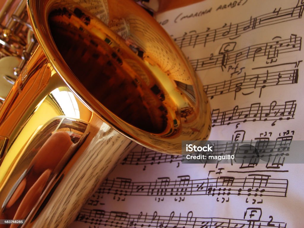 Música de aprendizagem - Foto de stock de Arte, Cultura e Espetáculo royalty-free