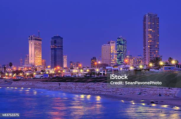 Horizonte De Tel Aviv Foto de stock y más banco de imágenes de Noche - Noche, Tel Aviv, Aire libre