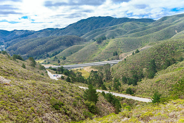 istock Famous Highway One Tunnel between San Francisco and Halfmoon Bay 483767510